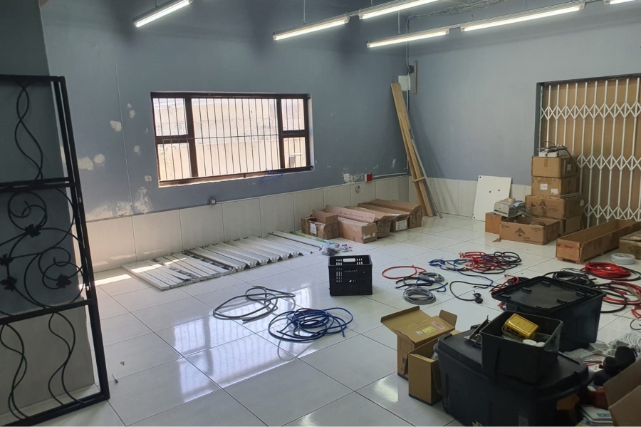 To Let commercial Property for Rent in Walmer Eastern Cape